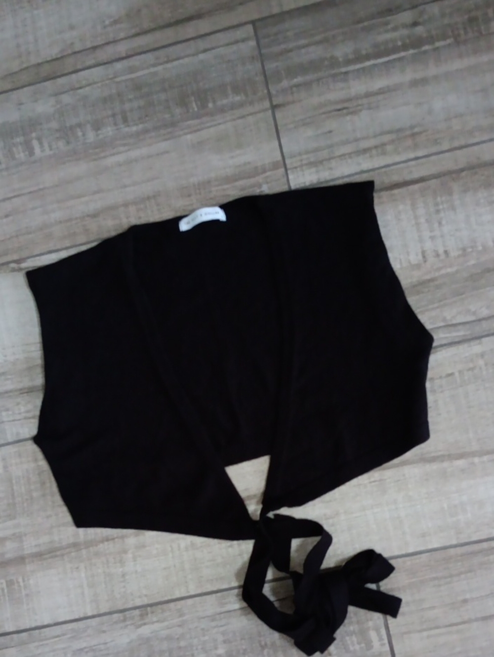 THE ALLY B COLLAB..NEW!..CROP SLEEVELESS WRAP TOP..MEDIUM..